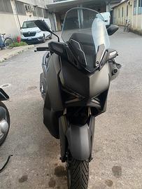 yamaha XMax 300