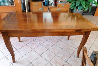 Tavolo in noce massiccio dim. cm 160x80