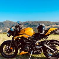 Triumph Street Triple 765 RS