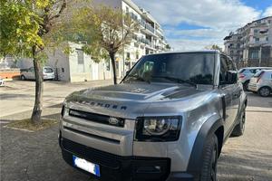Land Rover Defender 110 SE D200 MHEV awd n1