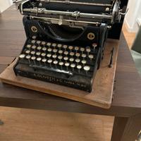 Olivetti M20 macchina da scrivere