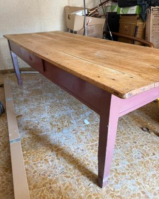 Tavolo in legno massello
