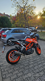 Ktm duke 390 abs