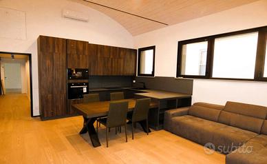 LOFT INDIPENDENTE zona Ospedale