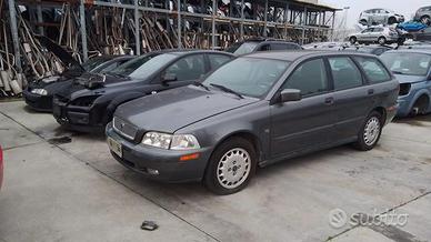 Ricambi usati Volvo V40 2002