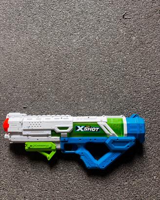 Coopia di fucili ad acqua xshot zuru