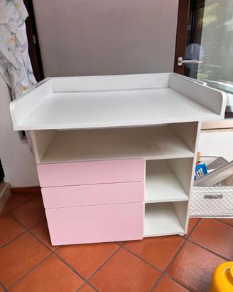 Smastad Ikea Fasciatoio bianco e rosa