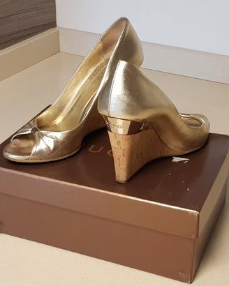 Scarpa Decolté GUCCI originale, oro bronzo, usate.