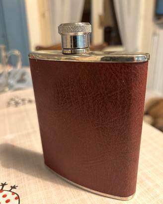 Borraccia wiskey in pelle da tasca