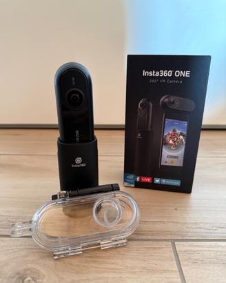 Insta360 ONE 360° + case subacqueo + SanDisk 128gb