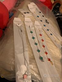 Collane bracciali orecchini