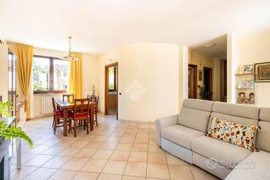 CASA SEMINDIPENDENTE A SANT'ELPIDIO A MARE