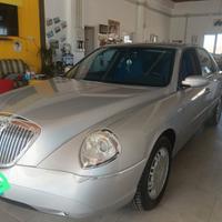 Lancia Thesis 2.0 turbo 20V Emblema GPL