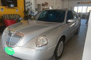 Lancia Thesis 2.0 turbo 20V Emblema GPL