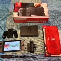 Nintendo Switch completa di tutto