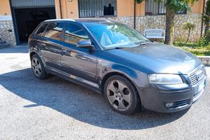 Audi A3 SPB 2.0 16V TDI Ambiente automatica
