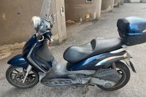 PIAGGIO BEVERLY 250