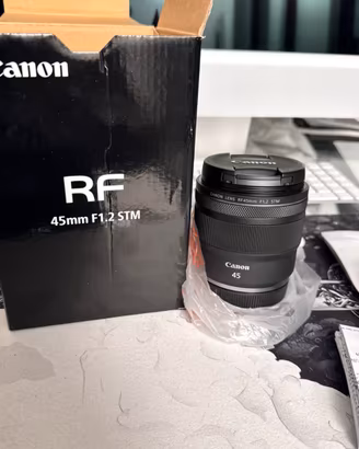 Canon rf 45mm f1.2