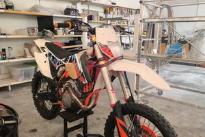 KTM 250 EXC-F SIXDAYS 2015 - 120 ORE - TRATTABILE