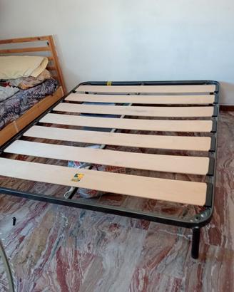 Letto matrimoniale 
