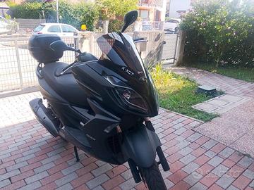Scooter Kymco K-xct 300i