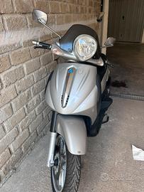 Piaggio beverly 500