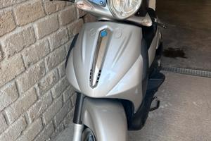 Piaggio beverly 500