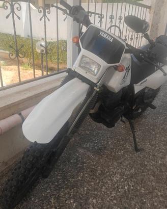 YAMAHA TT 600