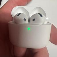 Airpods 4 cancellazione rumore originali