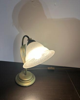 Lampada da tavolo vintage in metallo