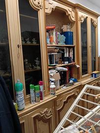 Credenza stile veneziano con vetrine (con difetti)