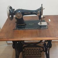 Macchina da cucire funzionante