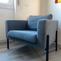 Poltrona Koarp IKEA grigio fumo