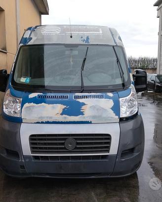 Fiat ducato 2011 2.3 TD F1AE0481D per ricambi