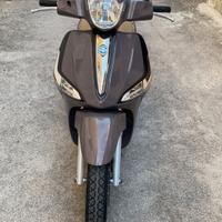 Piaggio Liberty 150 IJET