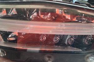 faro led Volvo XC90  anno 2024