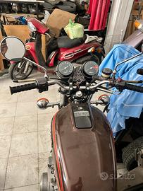 Honda four 550