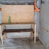tavolo banco da lavoro in legno con ripiano 