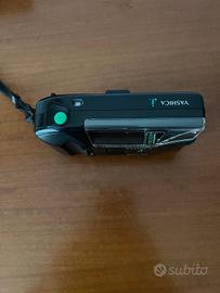 Macchina fotografica YASHICA LENS 32mm 1:3.5