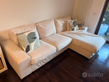 Divano Ikea con chaise longue