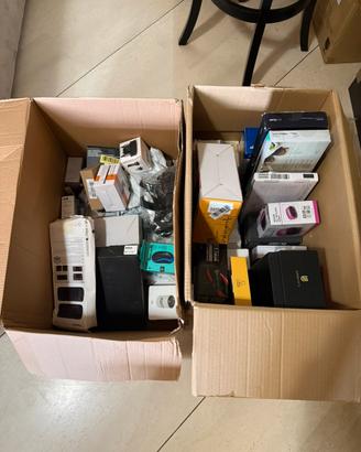 Stock di elettronica mista