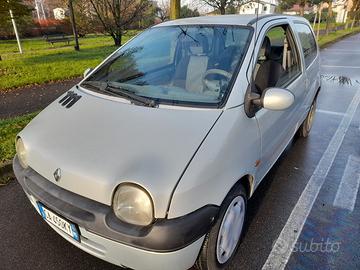 Già venduta: auto Renault Twingo 05/2002, 116342km