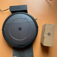 IRobot Roomba. Robot aspirapolvere come nuovo