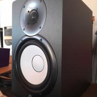 Monitor Yamaha HS7