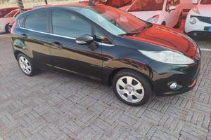 Ford Fiesta 1.4 BENZ/ GPL DI SERIE