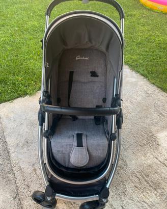 Passeggino giordani trio con parapioggia.