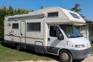 Camper Arca America 407