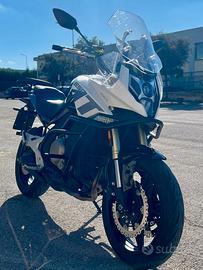 CFmoto 650 mt