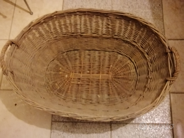 Cesta grande di vimini