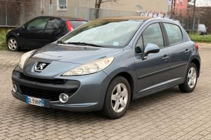 Peugeot 207 1.4 88CV Benzina 5P Neopatentato